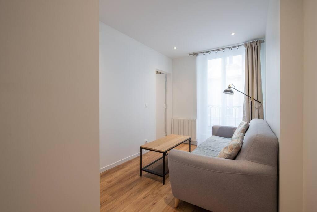 49 Rochechouart - Cozy Near Montmartre Appartamento *