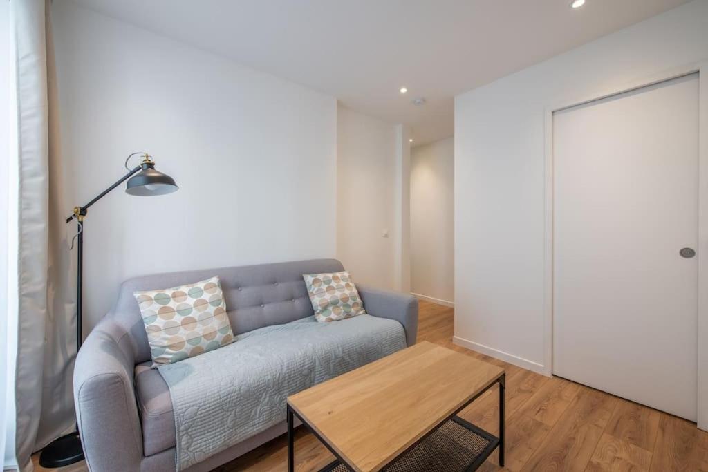 49 Rochechouart - Cozy Near Montmartre Parigi