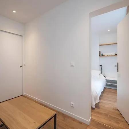 49 Rochechouart - Cozy Near Montmartre * Parigi